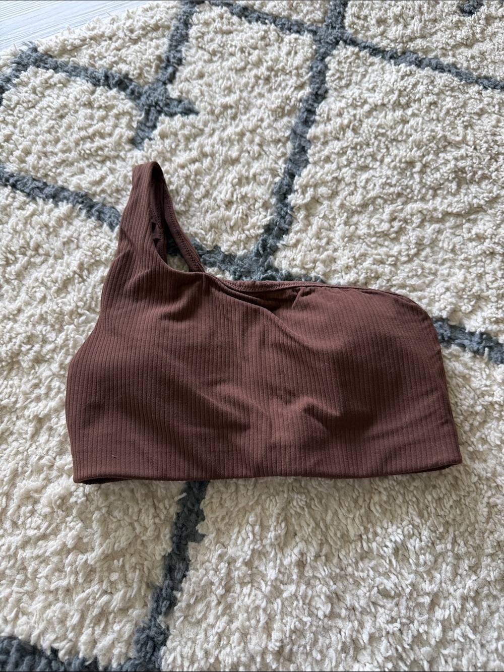 Lululemon Ribbed Nulu Asymmetrical Yoga Bra in Espresso brown size 4 women’s